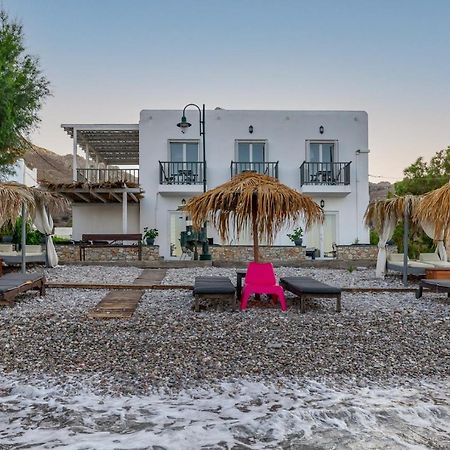 Uno Beachfront Suite Livadia  Exterior foto