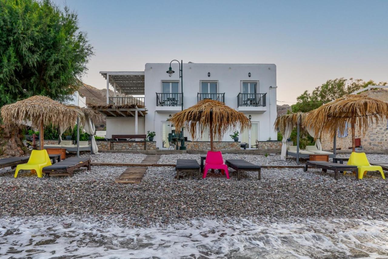 Uno Beachfront Suite Livadia  Exterior foto